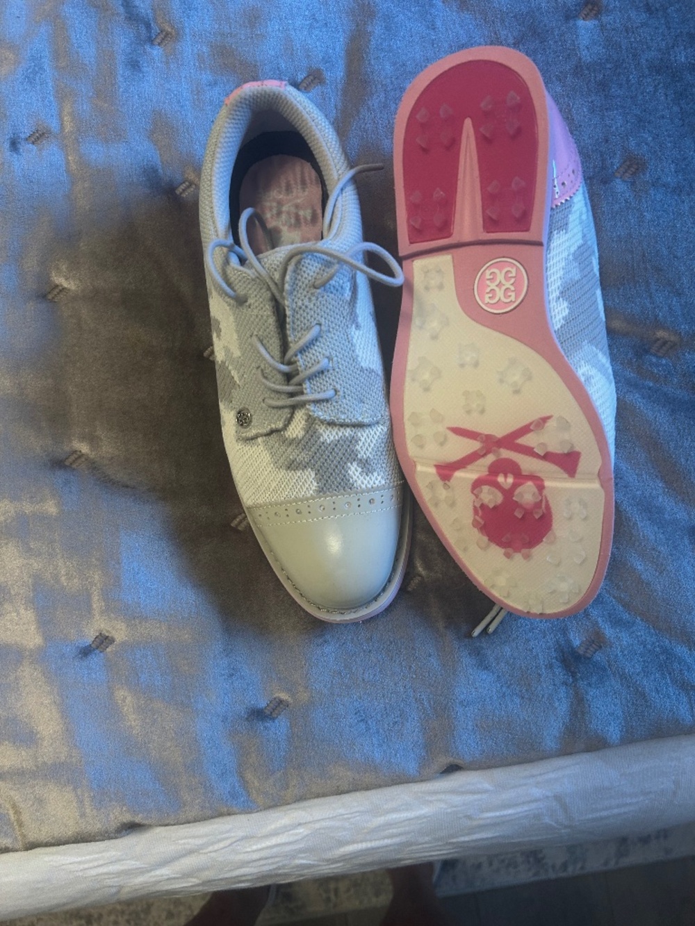 Woman’s golf shoe
